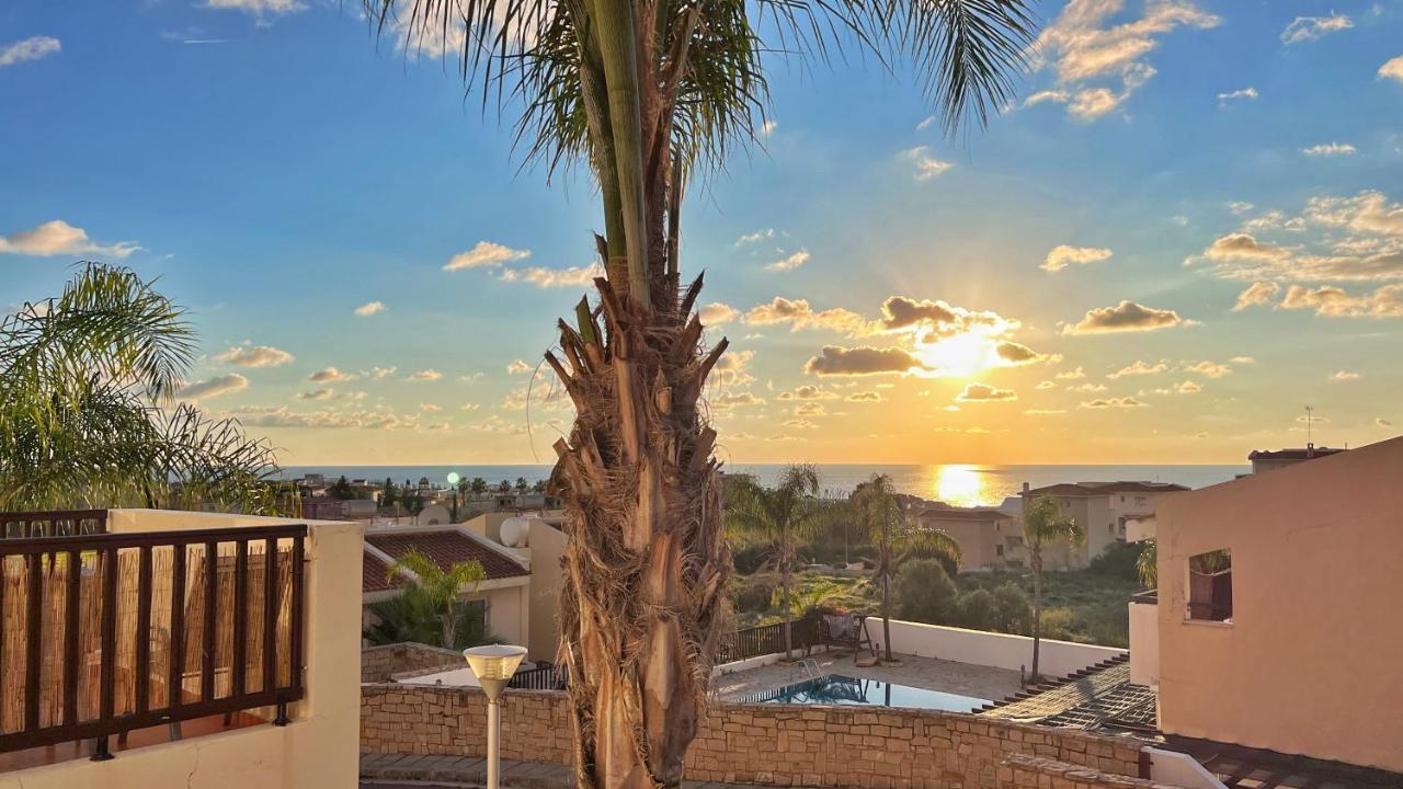 Melanos Sea View Apartment Paphos Exterior photo