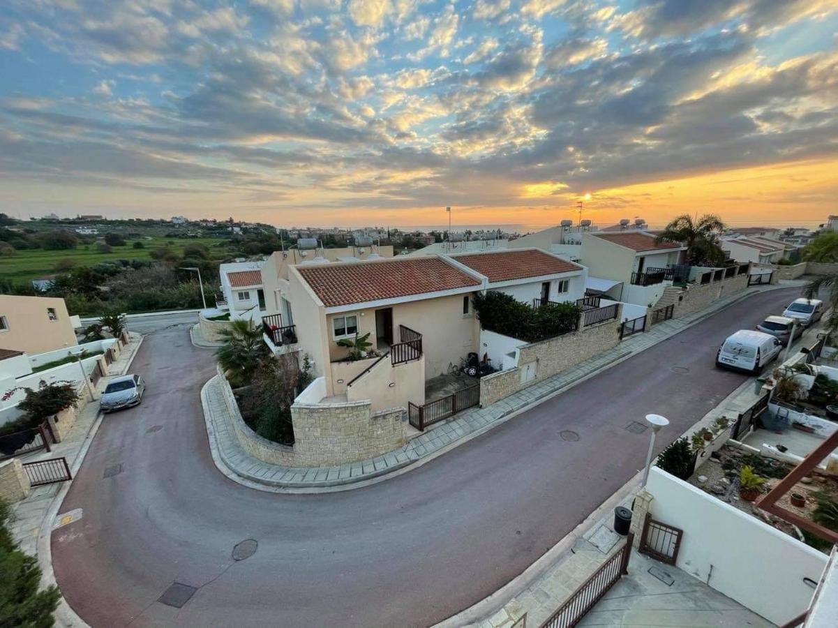 Melanos Sea View Apartment Paphos Exterior photo