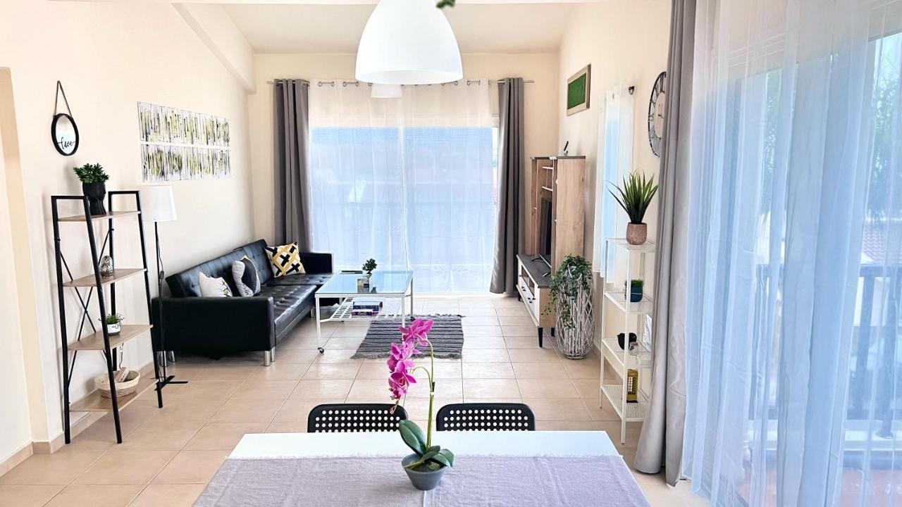 Melanos Sea View Apartment Paphos Exterior photo