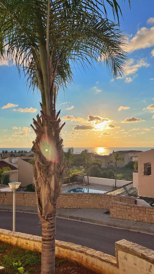 Melanos Sea View Apartment Paphos Exterior photo