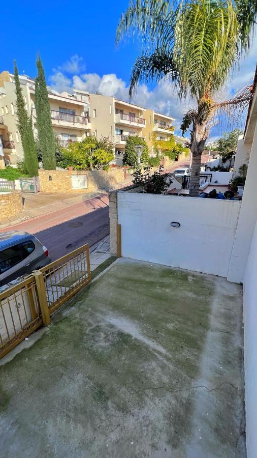 Melanos Sea View Apartment Paphos Exterior photo